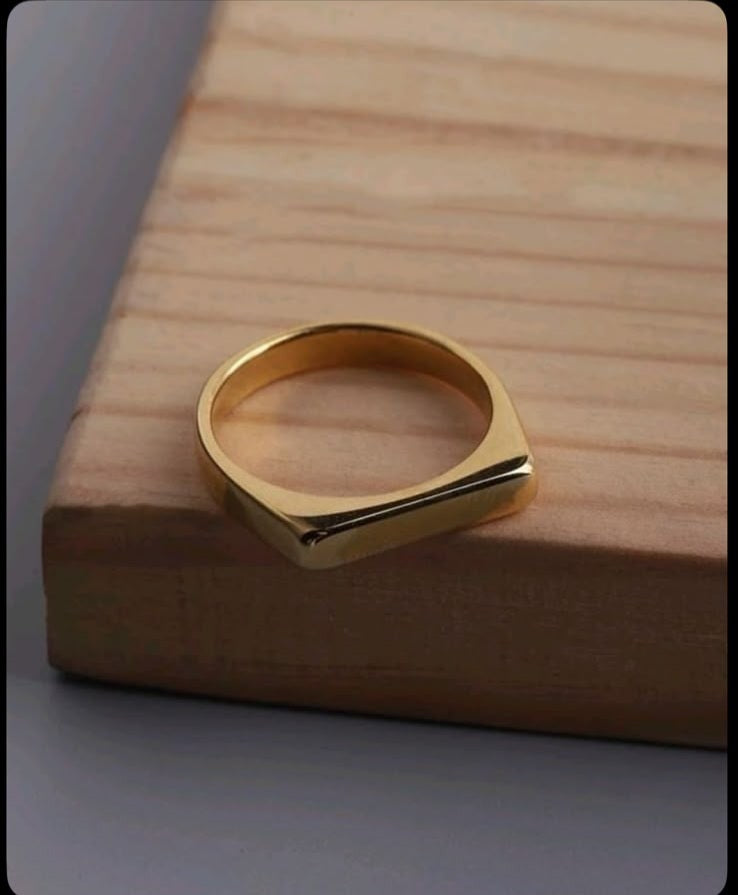 Zaryab Ring